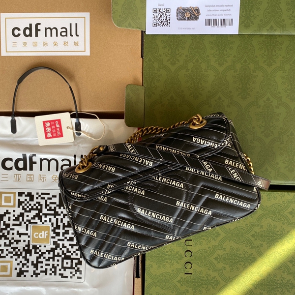 グッチバッグ背面デザイン